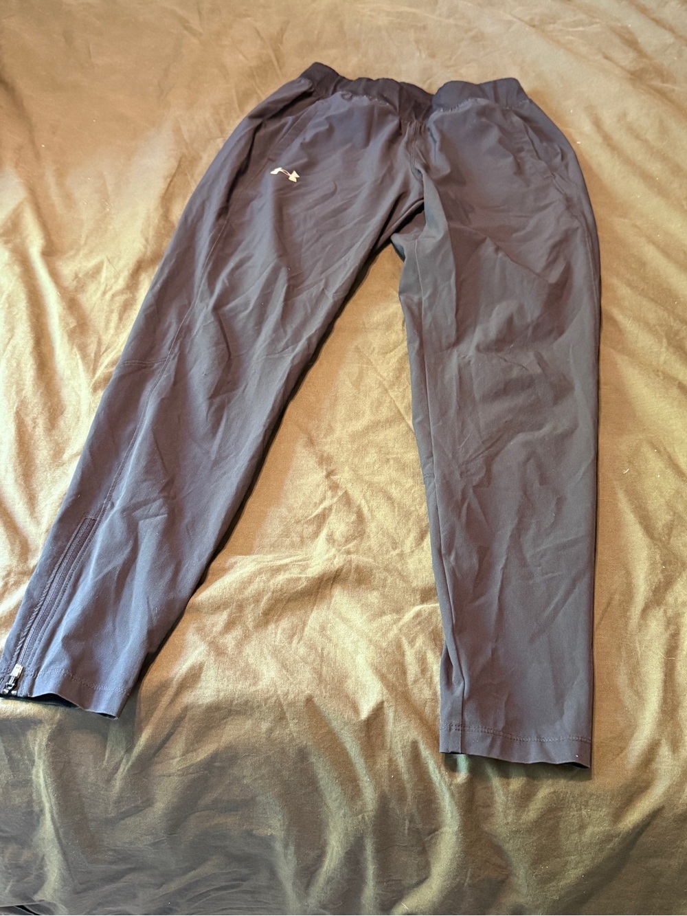 Under Armour Joggers Size Small Black Zipper Ankles